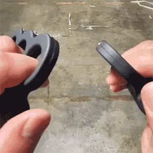 🛡️ Foldable Ring – Standard Edition (Stress-Relief) 🟢 | Three-Point Contact Protector – Upgrade Edition 🔋 Rechargeable + LED 🔦